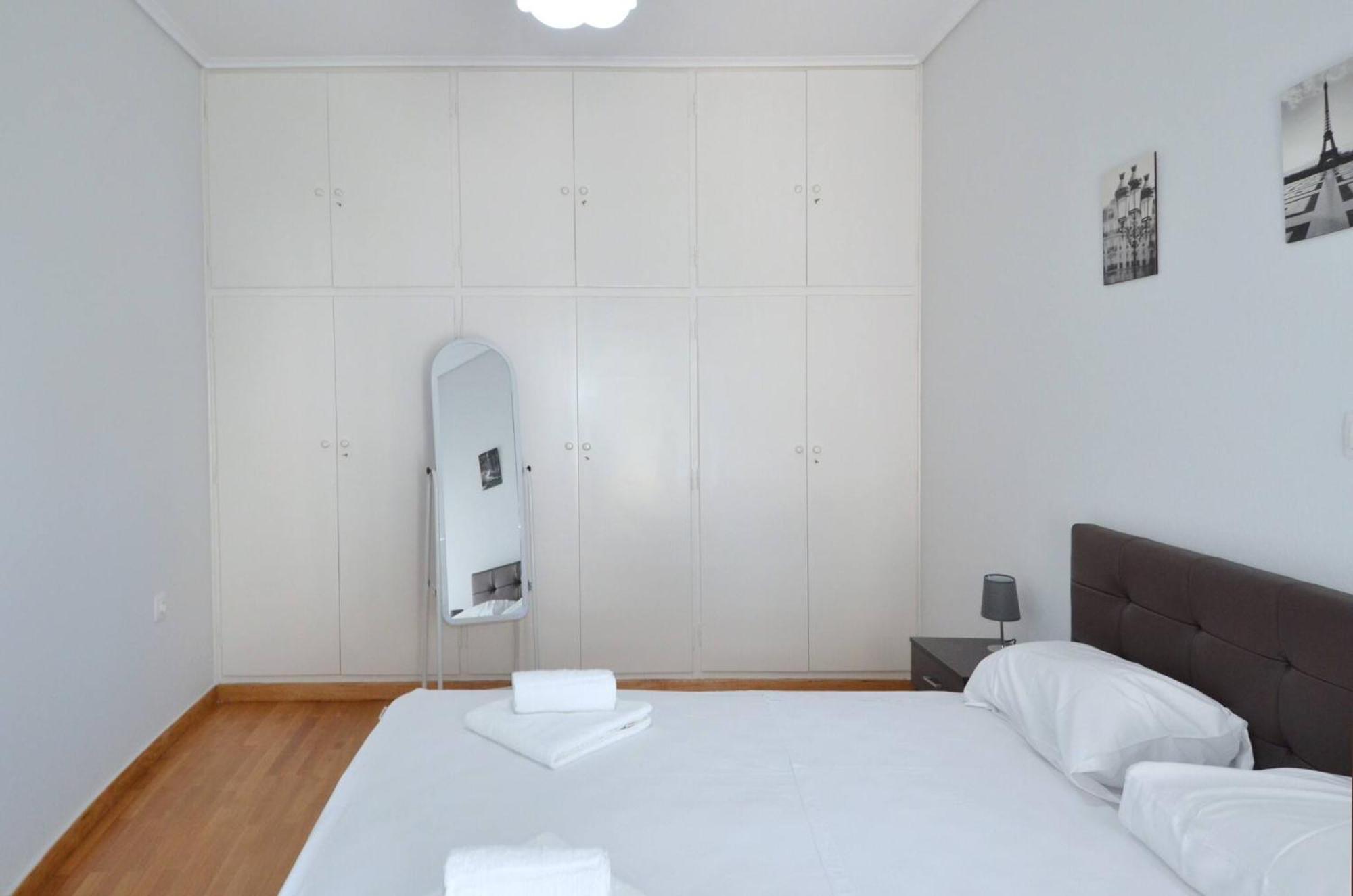 A Spacious Minimal Apatment At Chalandri Atina Dış mekan fotoğraf