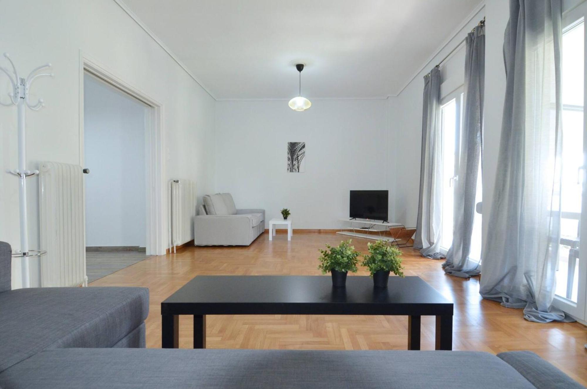 A Spacious Minimal Apatment At Chalandri Atina Dış mekan fotoğraf